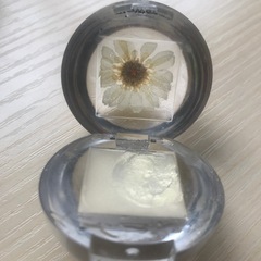 リップグロスの画像