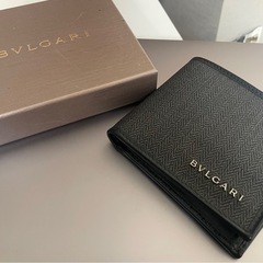ブルガリ　折りたたみ財布