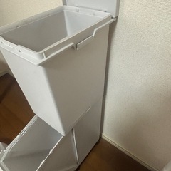 ゴミ箱 キャスター付き 4/22まで！！の画像