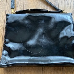 【終了しました】ジャンク品！　LA BAGAGERIE（ラバガジェリー）のエナメルバッグの画像