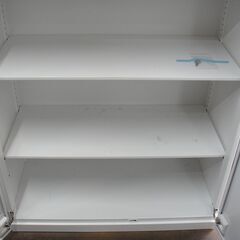 美品 KOKUYO コクヨ EDIA エディアスタンダード 両開き扉 下置き書庫 ＋ ウッドパネル天板 BWUH-SD59SAWN メーカー販売価格84,770円の品  72の画像