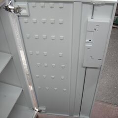 美品 KOKUYO コクヨ EDIA エディアスタンダード 両開き扉 下置き書庫 ＋ ウッドパネル天板 BWUH-SD59SAWN メーカー販売価格84,770円の品  72の画像