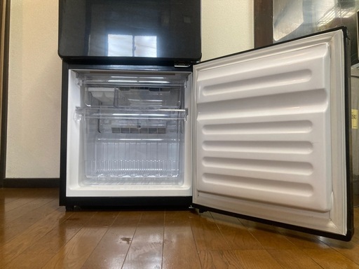 冷蔵庫】110L 一人暮らし向き (hibiki) 松原のキッチン家電 冷蔵庫】110L 一人暮らし向き (hibiki) 松原のキッチン家電