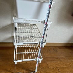 重ねるラック・ダイソースクエアボックスの画像