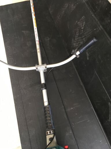 Amazon | マキタ(Makita) エンジン刈払機 4ストロークエンジン