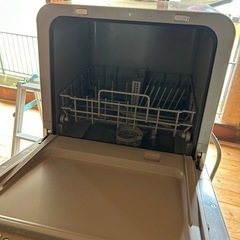 アイリスオーヤマ　食洗機ISHT-5000-W 2020年製　中古品　の画像