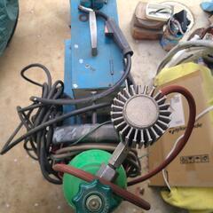 値下げしました、半自動、溶接機.200v.自動車板金の画像