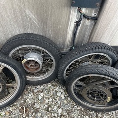 バイク用タイヤホイールまとめ K04012の画像