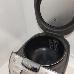 (お話中)5.5合炊飯器✨あげます✨の画像