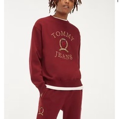 Tommy Jeans バーガンディ クルーネックスウェットの画像