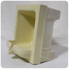 黄色埋込石鹸入れ　陶器製　150角の画像