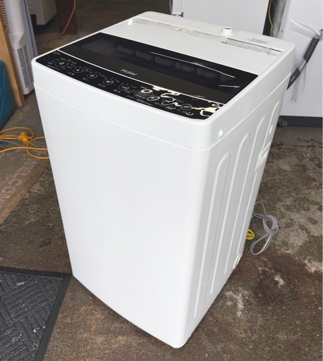 札幌市内配送可 【6ヵ月保証付き】 20年製 Haier ハイアール 5.5kg 全自動洗濯機 JW-C55D ブラック