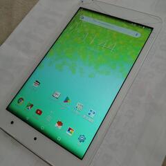 au 8インチ タブレット