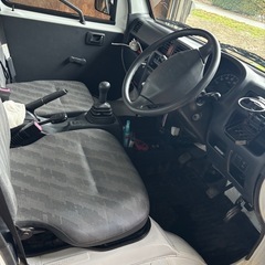 スズキ　キャリィ　4WD 5ＭＴ　走行距離17000キロ車検令和8年１月２７日までの画像