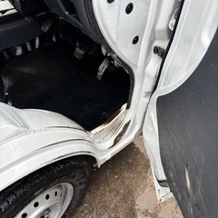 スズキ　キャリィ　4WD 5ＭＴ　走行距離17000キロ車検令和8年１月２７日までの画像