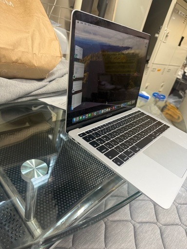 パソコン MacBook Air