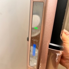 充電式掃除機（ジャンク）の画像