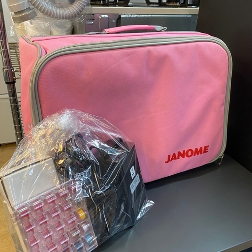 9397 JANOME ジャノメ フットコントローラー付きミシン ミシン 家庭用 手芸 ボビン付き ホワイト 白 ケース付き ピンク