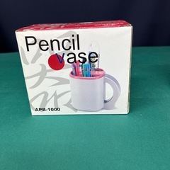 ぺん立て　テープカッター