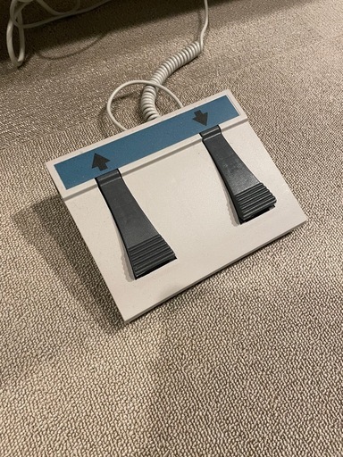 【美品/交渉OK】電動昇降式マッサージベッド ブラウン 顔穴付き