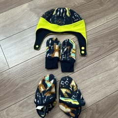 パタゴニア　手袋　帽子　靴下？