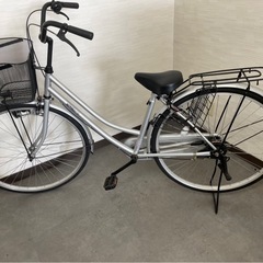 ★ジモティ割あり★  自転車 シルバー H×D×W クリーニング済み TK952 リユースのサカイ栃木店☆ジモティ割あり☆ 自転車 700cc クリーム