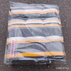ほぼ新品　折りたたみスツール　の画像