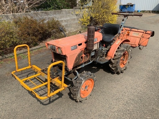 ●受渡し決定済み● 
クボタ　トラクター　B6001