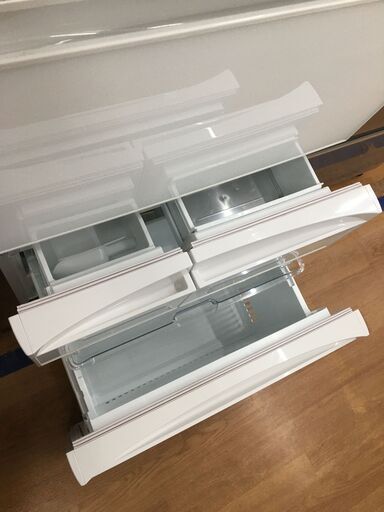 5ドア冷蔵庫　TOSHIBA　GR-T41GXK（EW）2022年製　411L　ホワイト