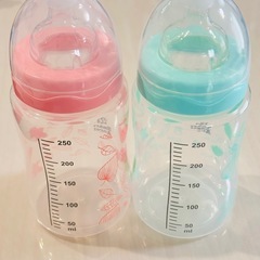 西松屋 広口哺乳瓶の画像