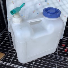 アウトドア水タンク蛇口付きタンク (リサイクル買取、販売) 喜志