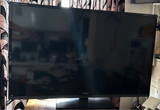 テレビ シャープ　AQUOS 60インチ