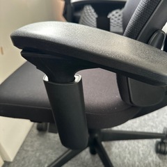 定価10万円のオフィス椅子　コクヨ　2019の画像