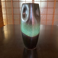 【新品未使用】たち吉　ひすい　花生　花瓶　木箱入り　橘吉　黒×翡翠色　花器の画像