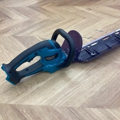 0281 makita マキタ 18V 400mm 充電式生垣バリカン MUH407DZ 本体のみ 充電器無し ※動作確認済の画像