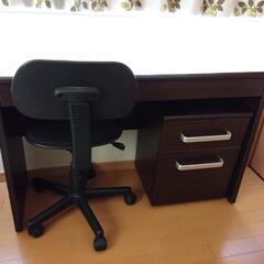 机　キャビネット　椅子　3点セット。