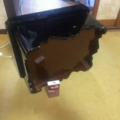 蝋色塗りの餅箱のようです。の画像