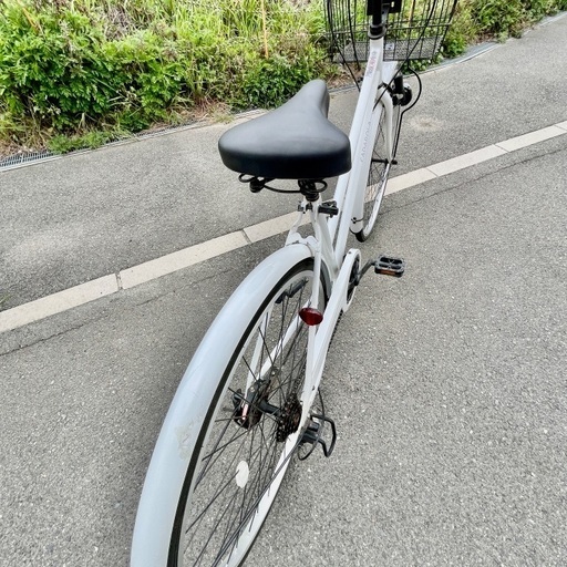 お買い得品❣CADAROLA27インチ外装6段変速シティーサイクル