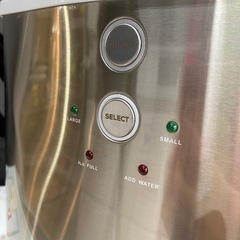C8491】シンプラス シンプラス製氷機 2022年製 シルバー コンパクト 製氷機 氷 SP-CE01の画像
