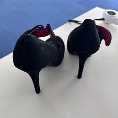 ピンヒール パンプスの画像