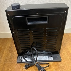 電気ストーブ黒　出力切替2段　転倒オフスイッチの画像