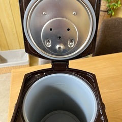 アイリスオーヤマ　　ポット　3Lの画像