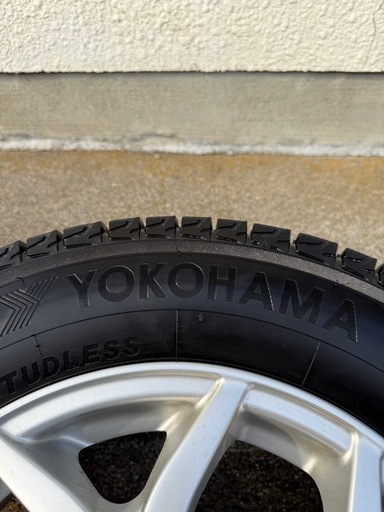 【美品】175/80R15　スタッドレスタイヤ（ホイール付）