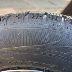 タイヤホイール付きの画像
