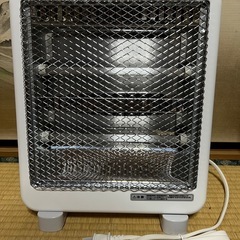 電気ストーブ　美品　ニトリ