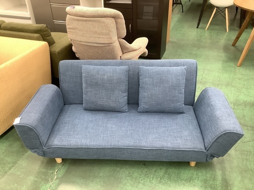 家具ならトレファク吉川店！！   LOWYA　2人掛けソファー　インディゴ