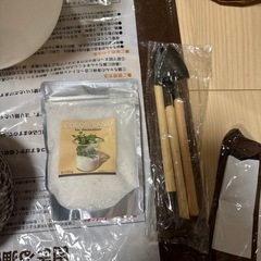 中古鉢、木材など