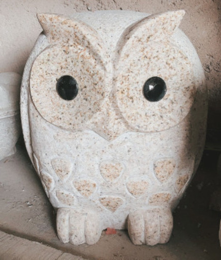 新品 可愛いフクロウの石像 01