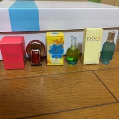 香水　　ミニボトル