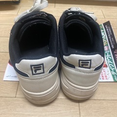 スニーカー 23cm